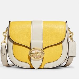 🔻PRICE DROP🔻NWT Coach Saddle Bag